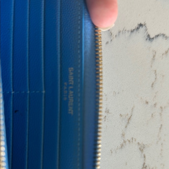 Yves Saint Laurent Blue Leather Zippy Long Wallet with Gold Logo - Picture 7 of 14